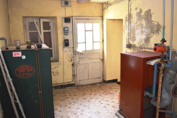 Image No.9-2 Bed House for sale