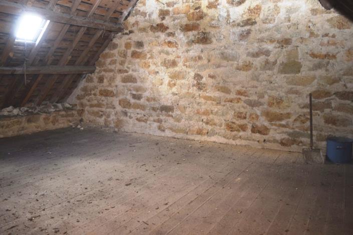 Image No.18-2 Bed House for sale