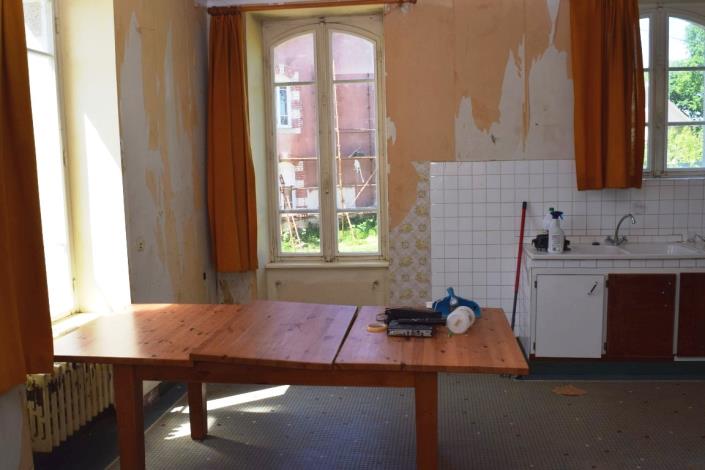 Image No.7-5 Bed House for sale