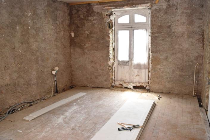 Image No.24-5 Bed House for sale