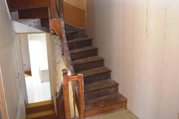 Image No.28-5 Bed House for sale