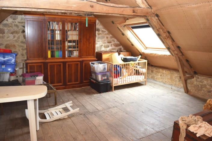 Image No.32-5 Bed House for sale