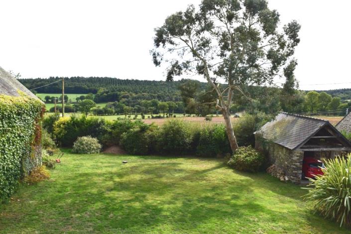 Image No.6-4 Bed House for sale