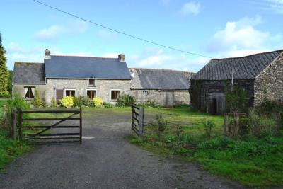 Maison de 4 chambres à vendre à Merleac