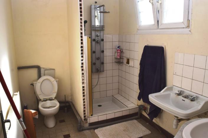 Image No.7-Maison de 4 chambres à vendre à Plouguernével