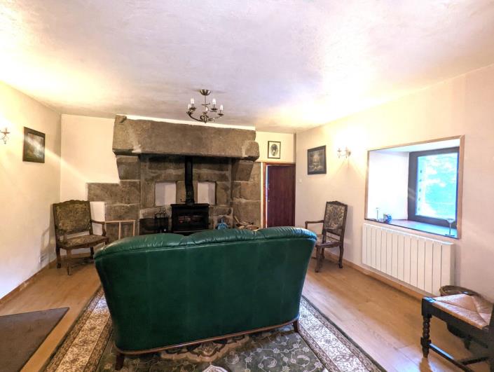 Image No.12-Maison de 2 chambres à vendre à Maël-Pestivien