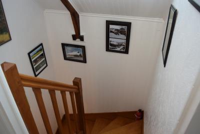 16285-ESCALIER-2EME-ETAGE