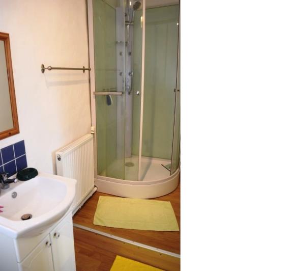 Image No.18-Maison de 2 chambres à vendre à Plévin