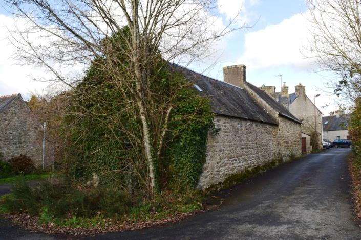 Image No.6-House for sale