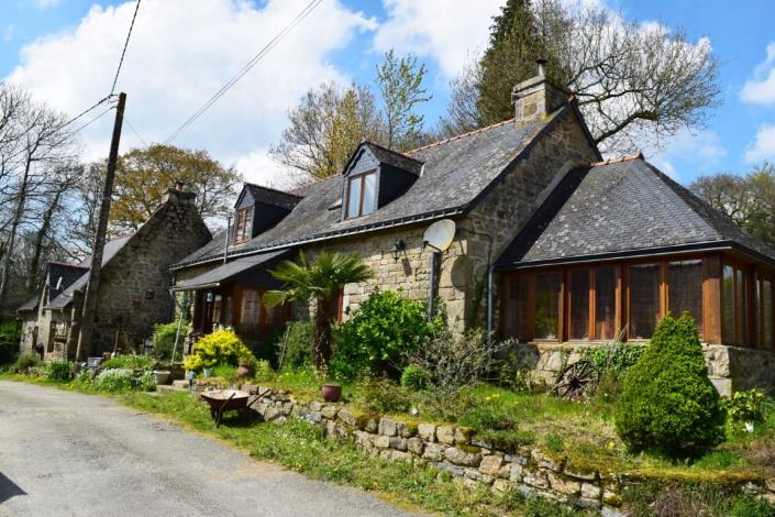 Image No.1-4 Bed House for sale