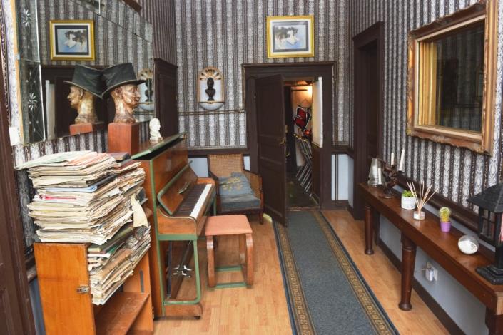 Image No.12-5 Bed House for sale