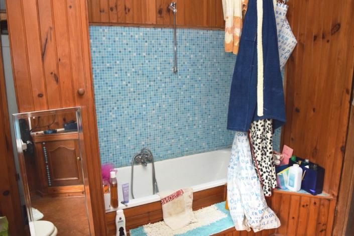 Image No.26-5 Bed House for sale