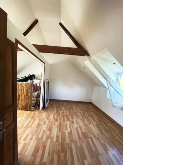 Image No.18-6 Bed House for sale