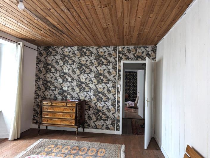 Image No.19-5 Bed House for sale