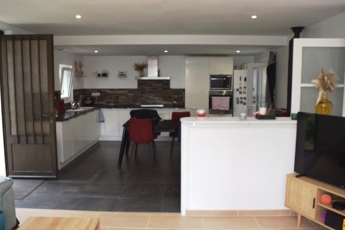 Image No.5-4 Bed House for sale