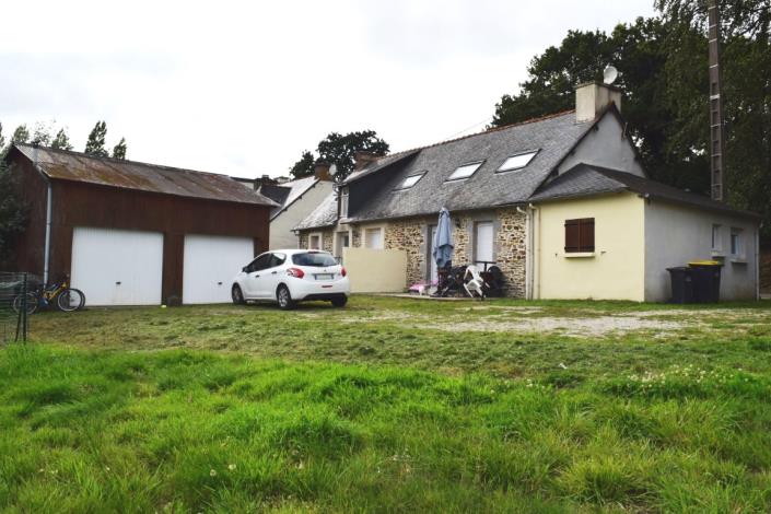Image No.1-5 Bed House for sale