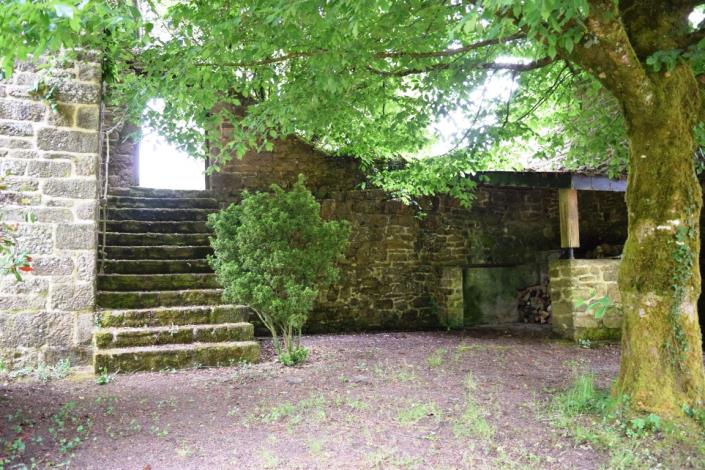 Image No.10-6 Bed House for sale