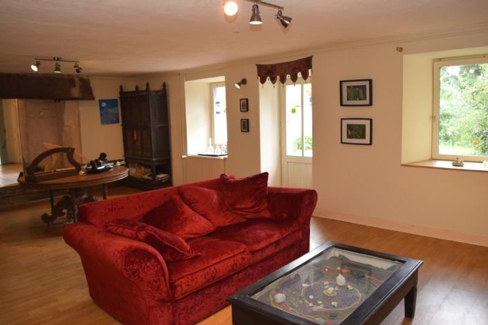 Image No.15-4 Bed House for sale