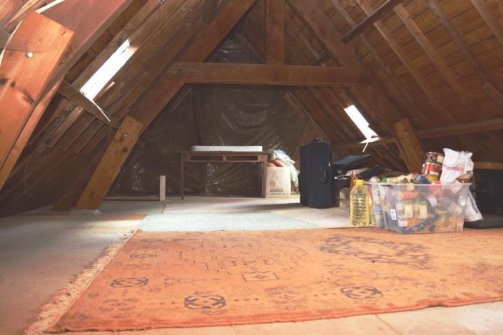 Image No.25-4 Bed House for sale