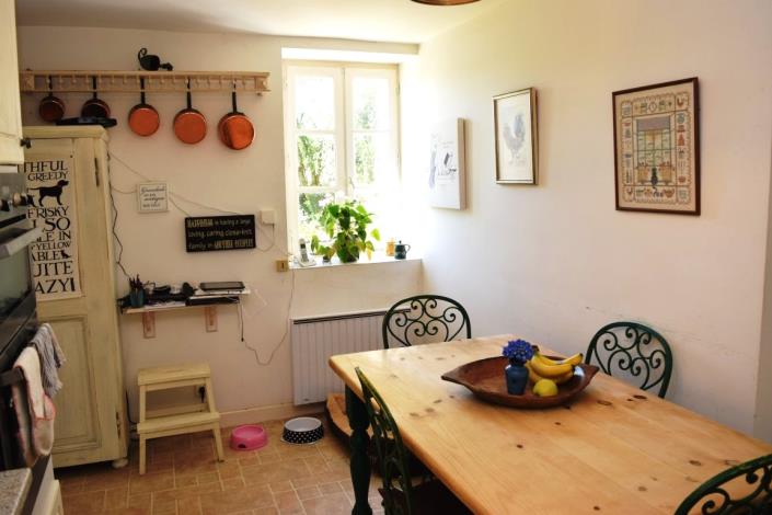 Image No.10-4 Bed House for sale