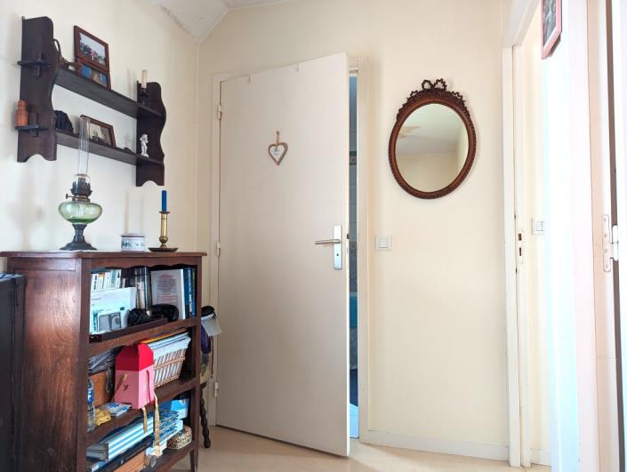 Image No.22-13 Bed House for sale