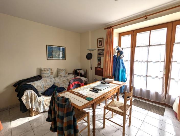 Image No.34-13 Bed House for sale