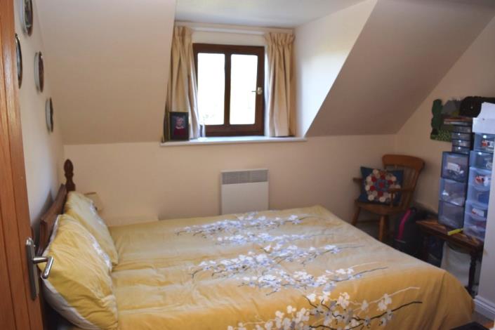 Image No.19-5 Bed House for sale