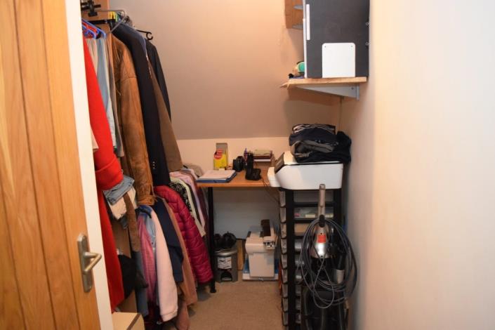 Image No.22-5 Bed House for sale