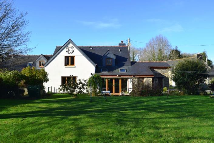 Image No.3-5 Bed House for sale