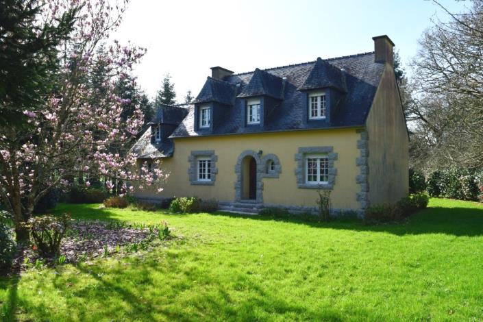 Image No.1-Maison de 4 chambres à vendre à Spézet