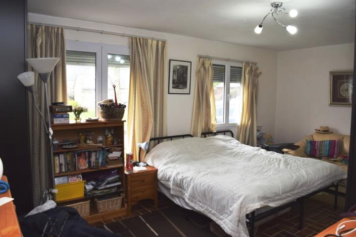 Image No.13-4 Bed House for sale