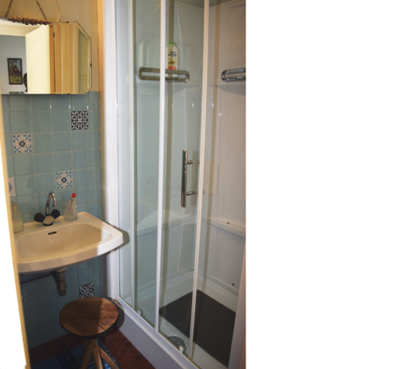 Image No.8-Maison de 1 chambre à vendre à Perret