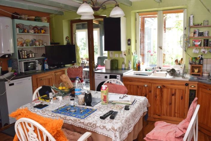 Image No.4-2 Bed House for sale