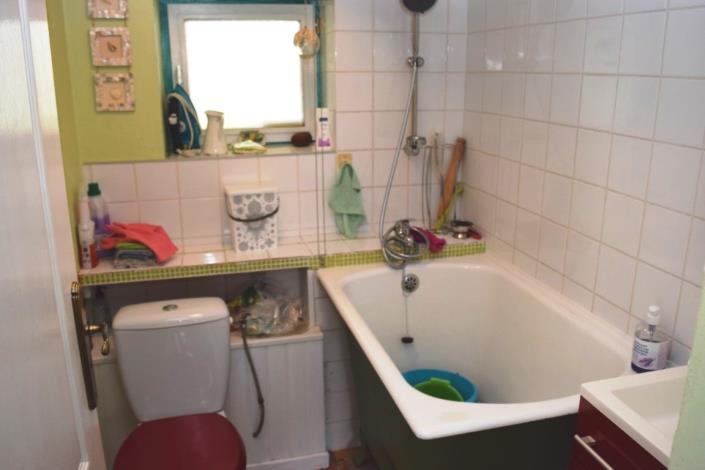 Image No.7-2 Bed House for sale