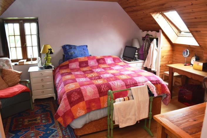 Image No.8-2 Bed House for sale