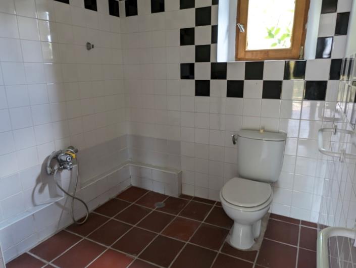 Image No.14-Maison de 11 chambres à vendre à Locarn