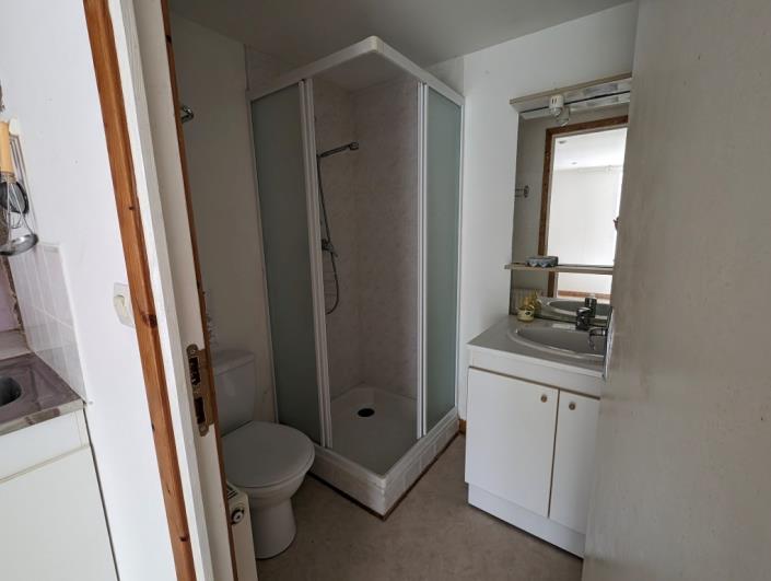 Image No.5-Maison de 11 chambres à vendre à Locarn