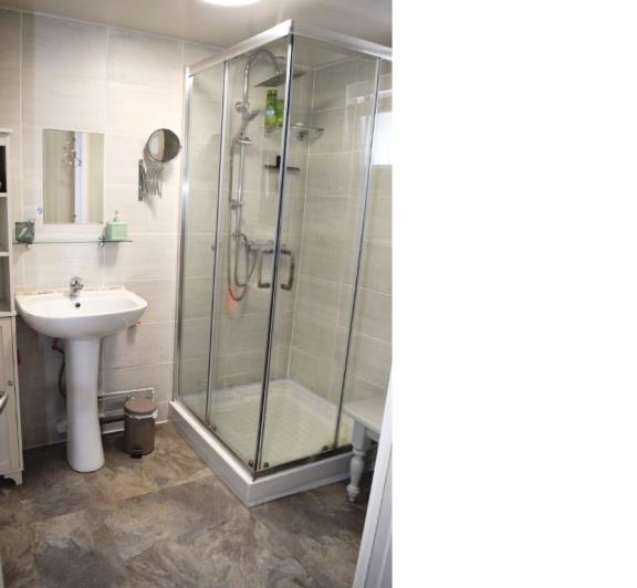 Image No.7-3 Bed Semi-Detached for sale