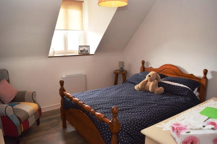 Image No.13-3 Bed Semi-Detached for sale