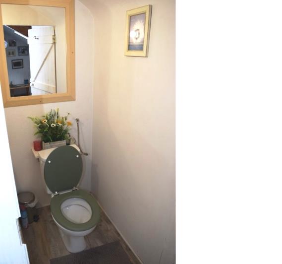 Image No.16-3 Bed Semi-Detached for sale