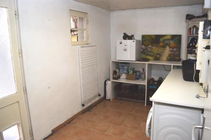 Image No.17-3 Bed Semi-Detached for sale