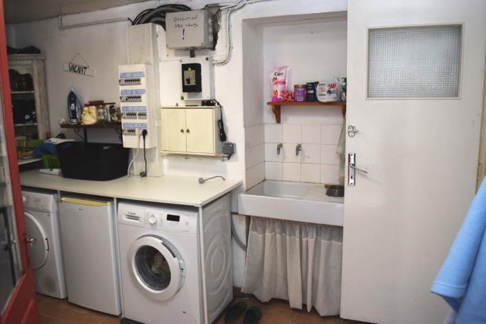 Image No.18-3 Bed Semi-Detached for sale