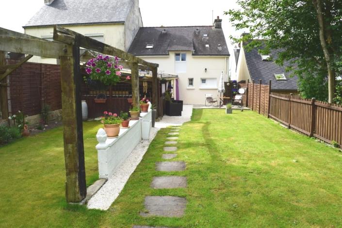 Image No.21-3 Bed Semi-Detached for sale