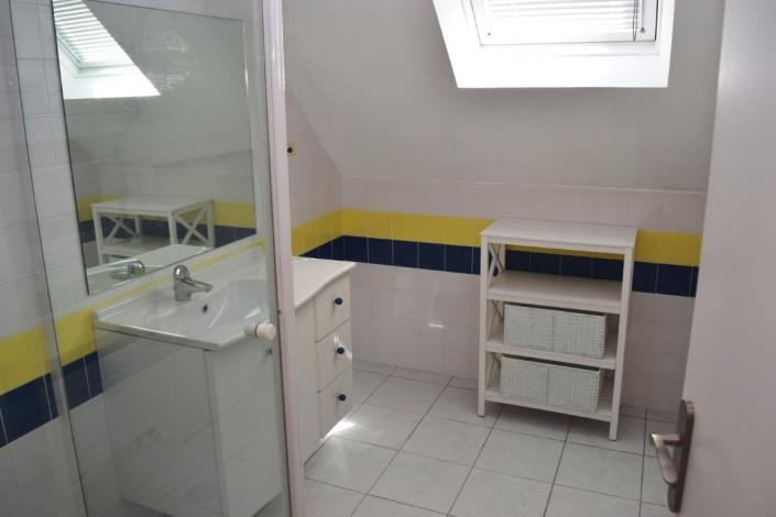 Image No.18-3 Bed House for sale