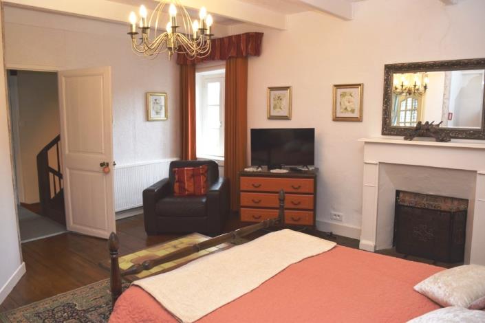 Image No.12-Maison de 5 chambres à vendre à Châteauneuf-du-Faou