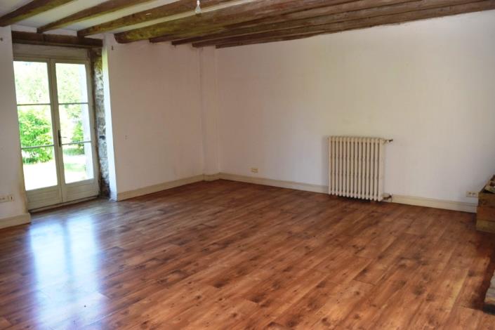 Image No.7-5 Bed House for sale