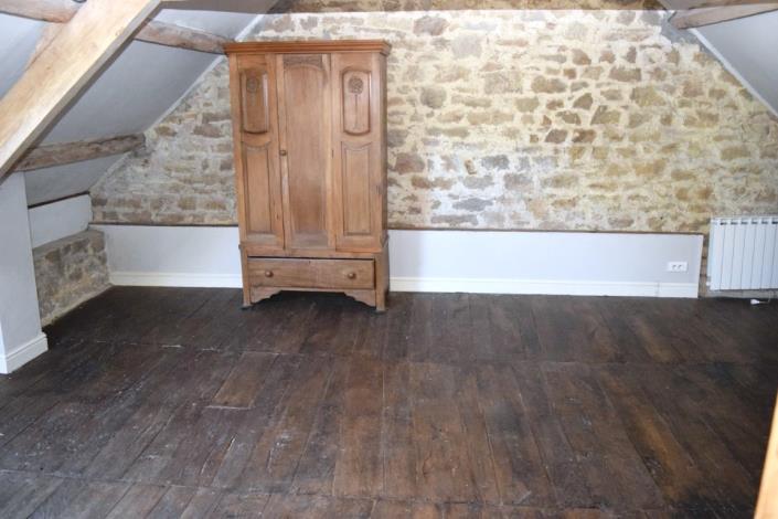 Image No.20-5 Bed House for sale