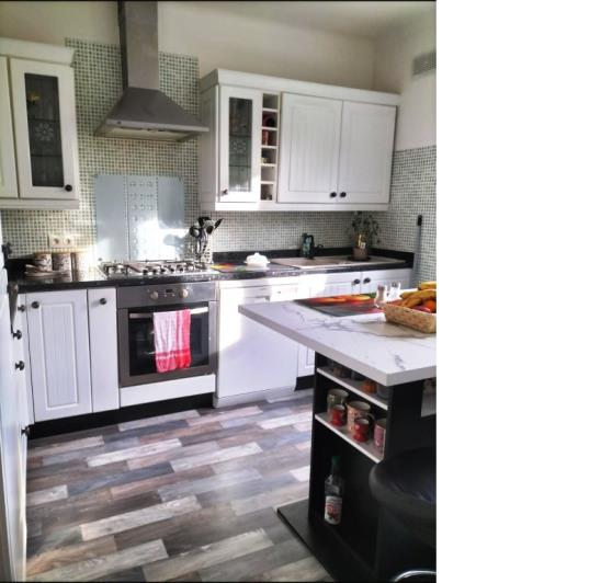 Image No.9-3 Bed House for sale