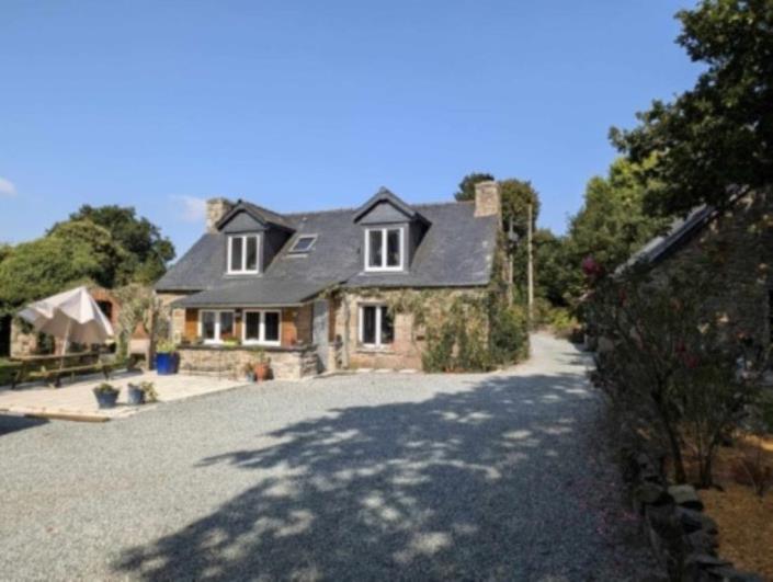 Image No.1-2 Bed House for sale