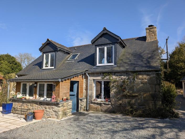 Image No.1-2 Bed House for sale
